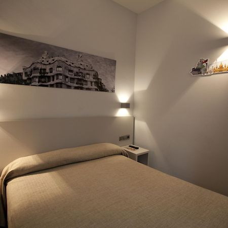 Hotel Ciutat De Sant Adria Sant Adrià de Besòs Exteriör bild