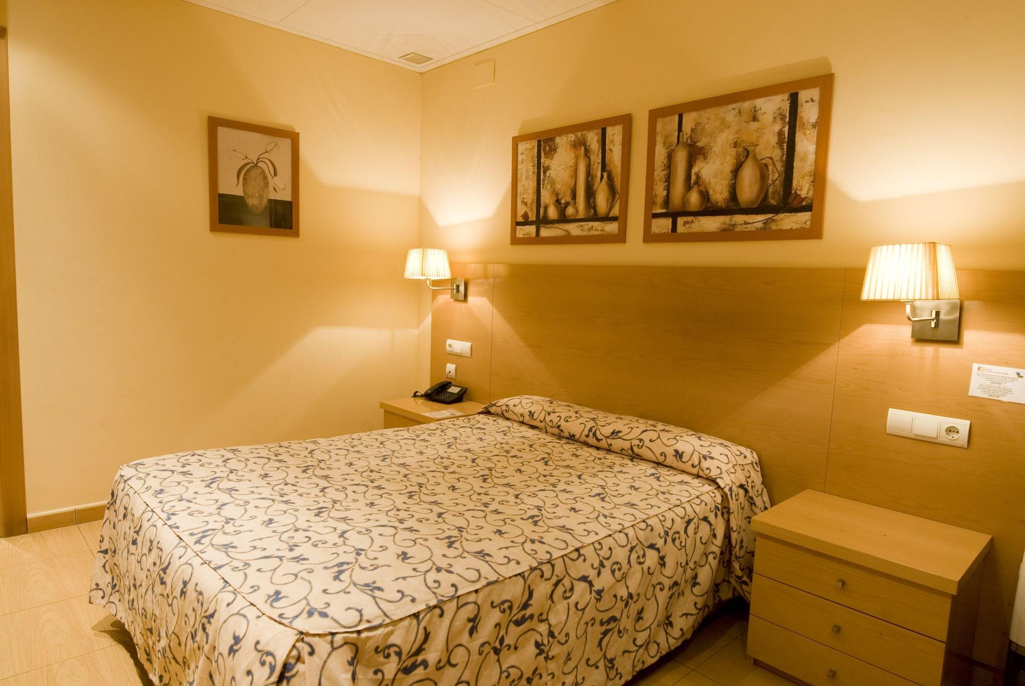 Hotel Ciutat De Sant Adria Sant Adrià de Besòs Exteriör bild