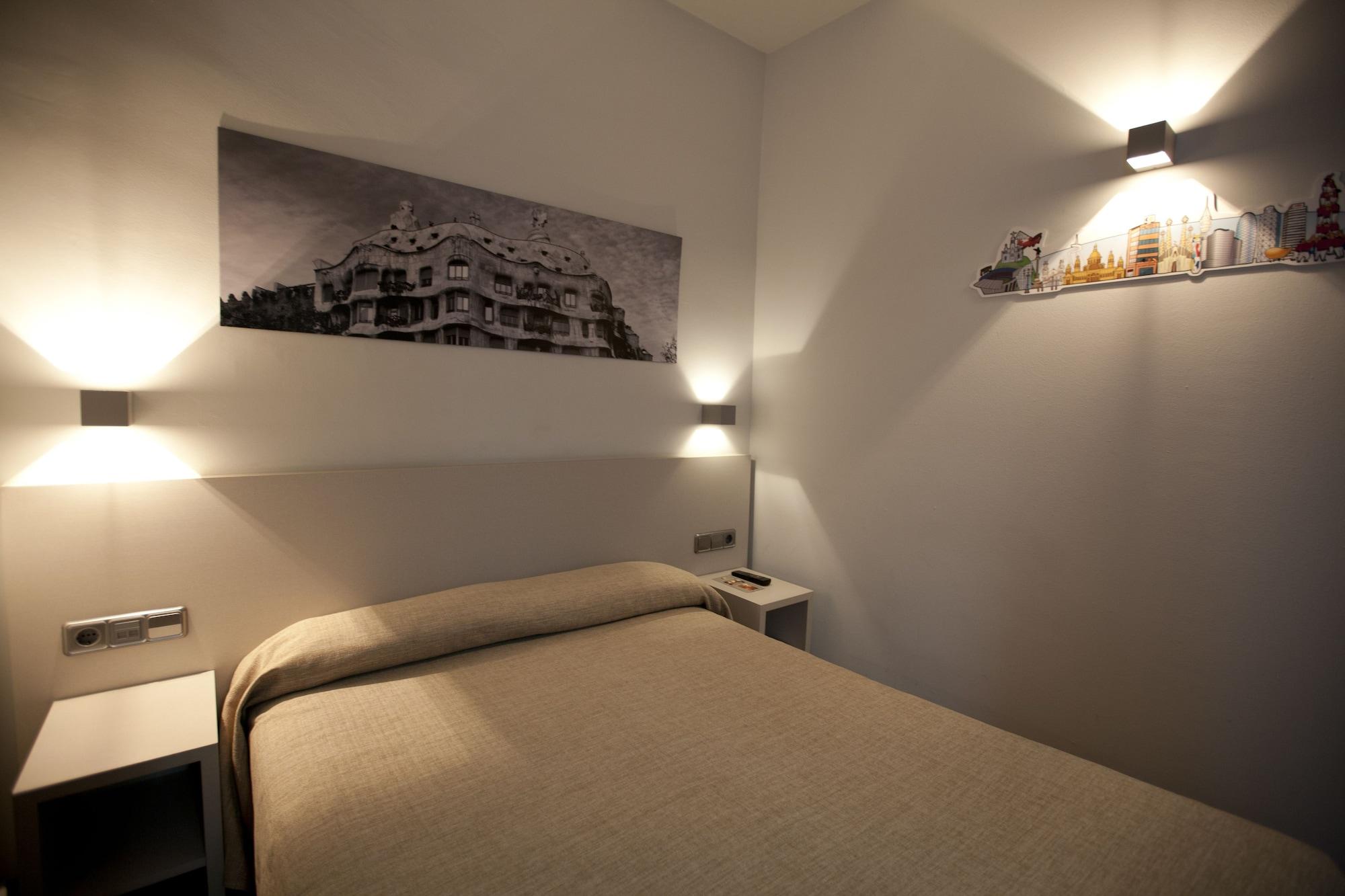 Hotel Ciutat De Sant Adria Sant Adrià de Besòs Exteriör bild