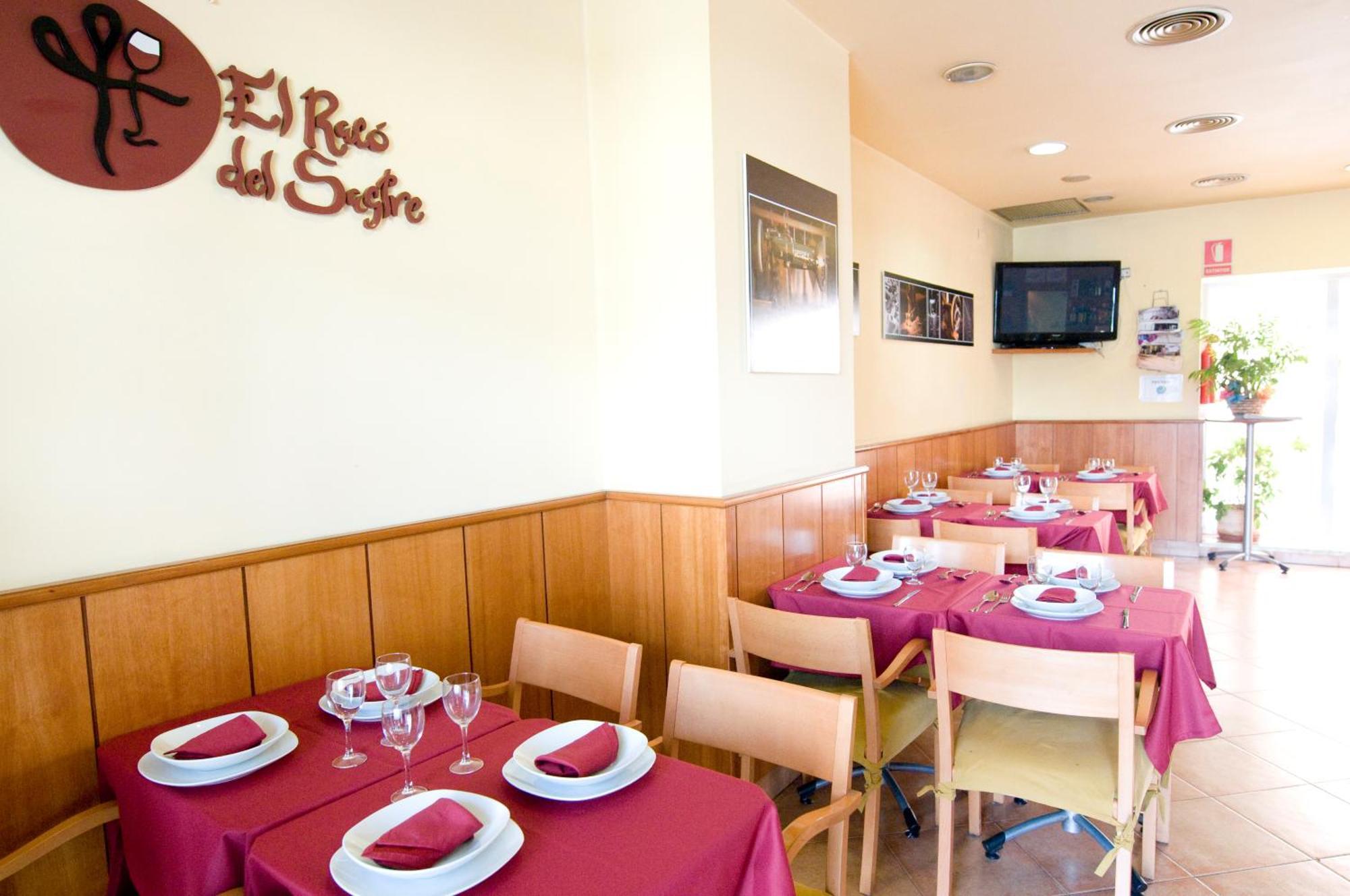 Hotel Ciutat De Sant Adria Sant Adrià de Besòs Exteriör bild