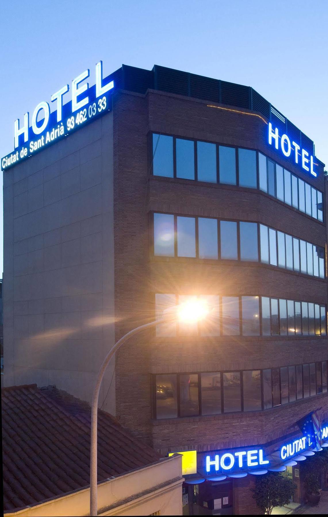 Hotel Ciutat De Sant Adria Sant Adrià de Besòs Exteriör bild